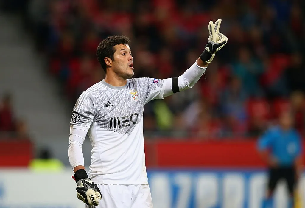 Biografia di Julio César: l’Imperatore dei Pali dell’Inter e del Brasile